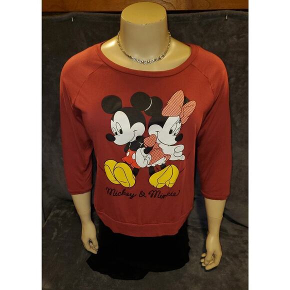 Disney Tops - Disney maroon 3/4 sleeve T-Shirt Mickey and Minnie graphic  Size XXL 19 Juniors